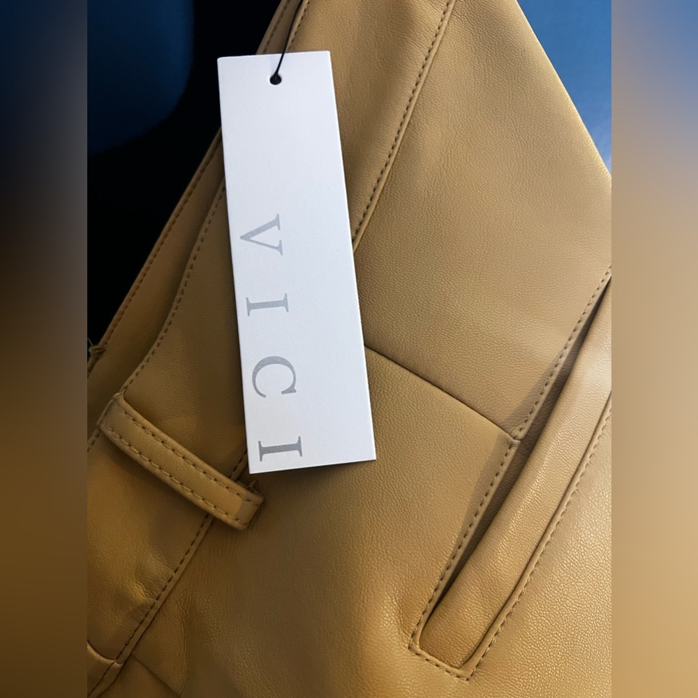NWT! Vici Collection Faux Leather Shorts.